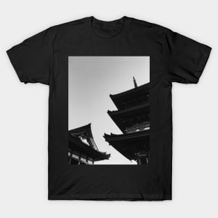 Roofs of Japanese Pagoda in Black and White T-Shirt